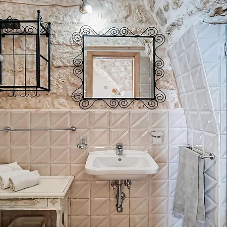 Le Antiche Mansioni 1 * Monte SantʼAngelo